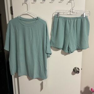Women's Short Sleeve Ribbed Oversized Tee in Mint Green with Matching Shorts